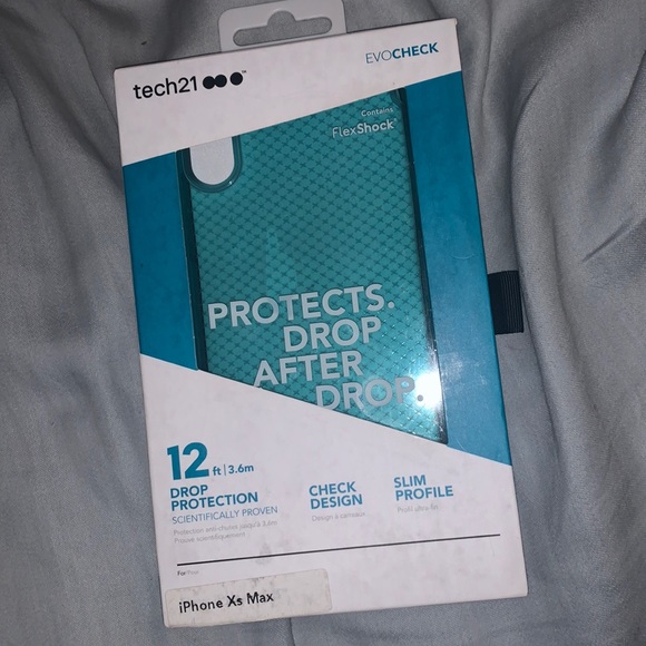 Tech21 case - Picture 1 of 2